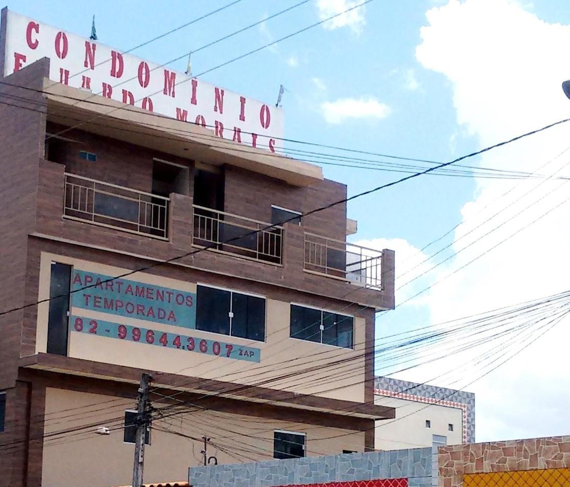 פנדו Condominio Eduardo Morais מראה חיצוני תמונה